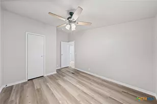 129 Bremond St, Belton, TX 76513 - Photo 24