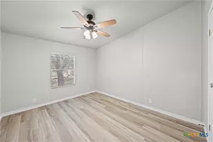 129 Bremond St, Belton, TX 76513 - Photo 24