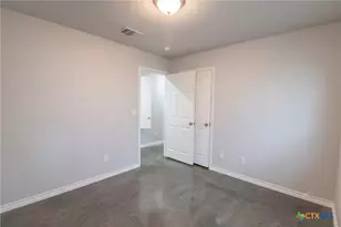300 Lowes Blvd, Killeen, TX 76542 - Photo 12