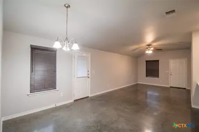 300 Lowes Boulevard #b, Killeen, TX 76542 - Photo 6