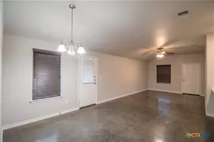 300 Lowes Blvd, Killeen, TX 76542 - Photo 6