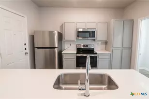300 Lowes Blvd, Killeen, TX 76542 - Photo 8
