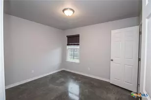 300 Lowes Blvd, Killeen, TX 76542 - Photo 10