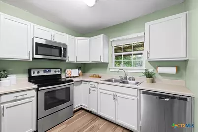 2630 Becker Street, New Braunfels, TX 78130 - Photo 6