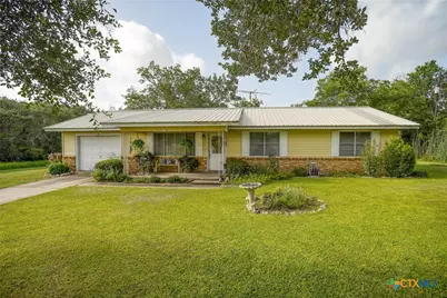 2179 US Highway 90A, Shiner, TX 77984 - Photo 2