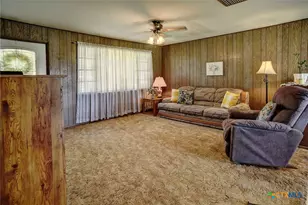 2179 US Hwy 90A, Shiner, TX 77984 - Photo 6
