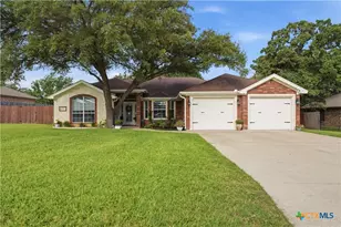 302 Wrought Iron Dr, Harker Heights, TX 76548 - Photo 2