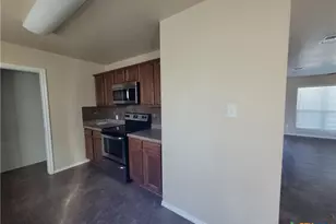 935 Brookview Dr, Copperas Cove, TX 76522 - Photo 2