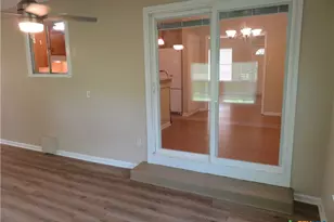 969 Kunkel St, Seguin, TX 78155 - Photo 12