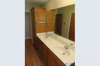 969 Kunkel Street, Seguin, TX 78155 - Photo 28