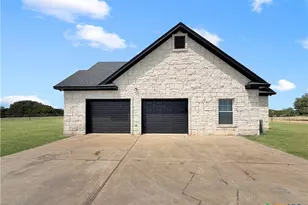1008 Bosque Ridge Rd, Crawford, TX 76638 - Photo 8