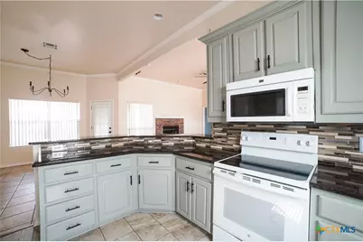 12818 Stonegate Trail, Belton, TX 76513 - Photo 10