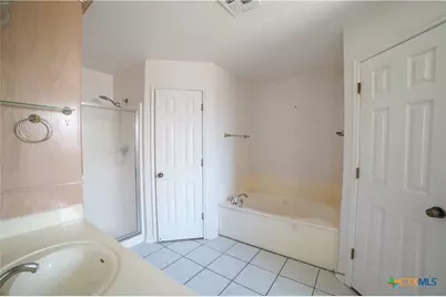 12818 Stonegate Trail, Belton, TX 76513 - Photo 18