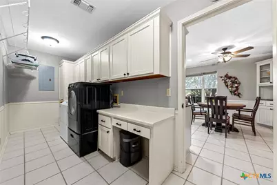 3401 Summit Circle, Belton, TX 76513 - Photo 8