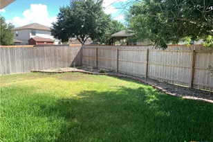217 Roadrunner Ave, New Braunfels, TX 78130 - Photo 30