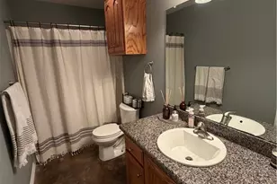 69 E Grouse Rd, Victoria, TX 77905 - Photo 14