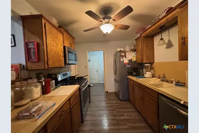 817 S Bell Street, Hamilton, TX 76531 - Photo 8