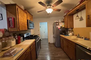 817 S Bell St, Hamilton, TX 76531 - Photo 8