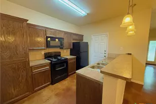 941 Pinewood Dr, Harker Heights, TX 76548 - Photo 4