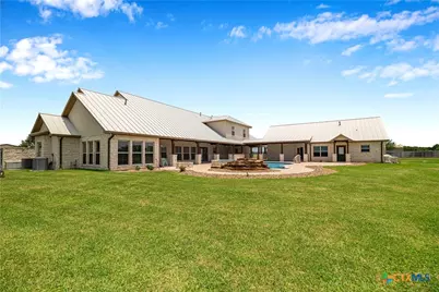 158 Sendera Loop, Victoria, TX 77904 - Photo 42