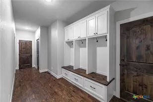 158 Sendera Loop, Victoria, TX 77904 - Photo 16
