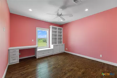 158 Sendera Loop, Victoria, TX 77904 - Photo 32