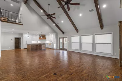 158 Sendera Loop, Victoria, TX 77904 - Photo 10