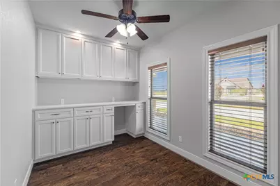 158 Sendera Loop, Victoria, TX 77904 - Photo 18