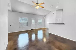236 Anne Louise Dr, New Braunfels, TX 78130 - Photo 2