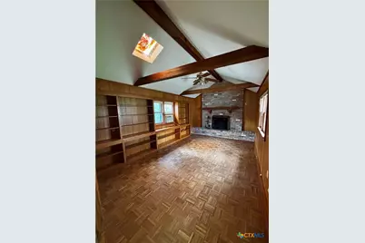402 Young Street, Edna, TX 77957 - Photo 6