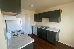 504 Esther Cir, Killeen, TX 76543 - Photo 10