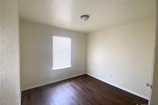 504 Esther Cir, Killeen, TX 76543 - Photo 6