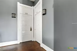 202 N LBJ Dr, San Marcos, TX 78666 - Photo 8