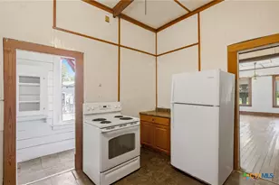 119 N West St, Yorktown, TX 78164 - Photo 8