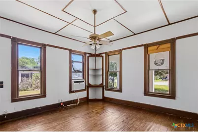 119 N West Street, Yorktown, TX 78164 - Photo 4