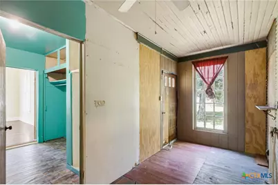 119 N West Street, Yorktown, TX 78164 - Photo 12