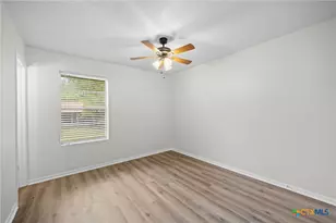 1 Cliffside Dr, Belton, TX 76513 - Photo 20