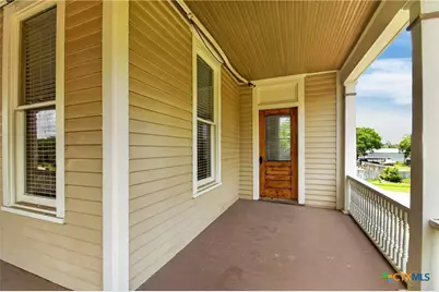 506 Young, Edna, TX 77957 - Photo 40