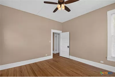 506 Young, Edna, TX 77957 - Photo 30