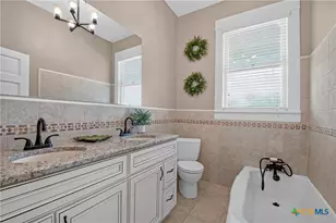 506 Young, Edna, TX 77957 - Photo 28