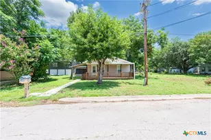 705 S Laurel Ave, Luling, TX 78648 - Photo 4