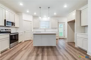 2033 Stillwell St, Nolanville, TX 76559 - Photo 2