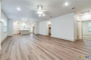 2033 Stillwell St, Nolanville, TX 76559 - Photo 4