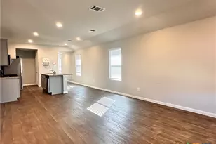 304 Fall Aster Dr, Kyle, TX 78640 - Photo 20