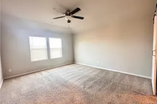 304 Fall Aster Dr, Kyle, TX 78640 - Photo 6
