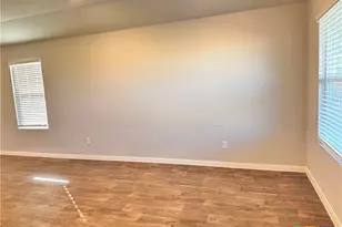 304 Fall Aster Dr, Kyle, TX 78640 - Photo 10