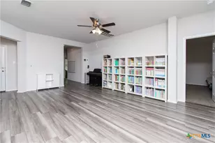 1307 Prospector Trl, Harker Heights, TX 76548 - Photo 2