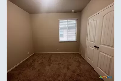 472 Copper Hill Drive, New Braunfels, TX 78130 - Photo 8