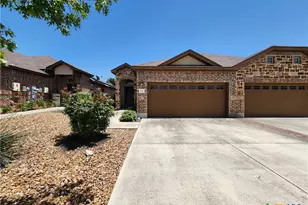 526 Creekside Frst, New Braunfels, TX 78130 - Photo 2