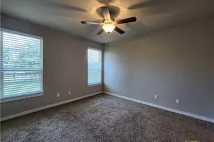 526 Creekside Frst, New Braunfels, TX 78130 - Photo 18
